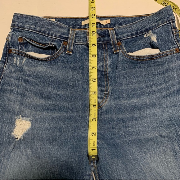 Levi's Distressed Wedgie Jeans Size 27 - Picture 9 of 12
